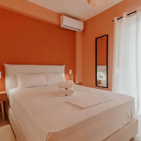 Cozy Peach Nest *