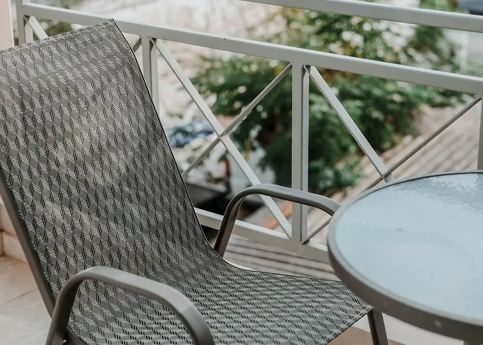 Cozy Peach Nest * Tolón