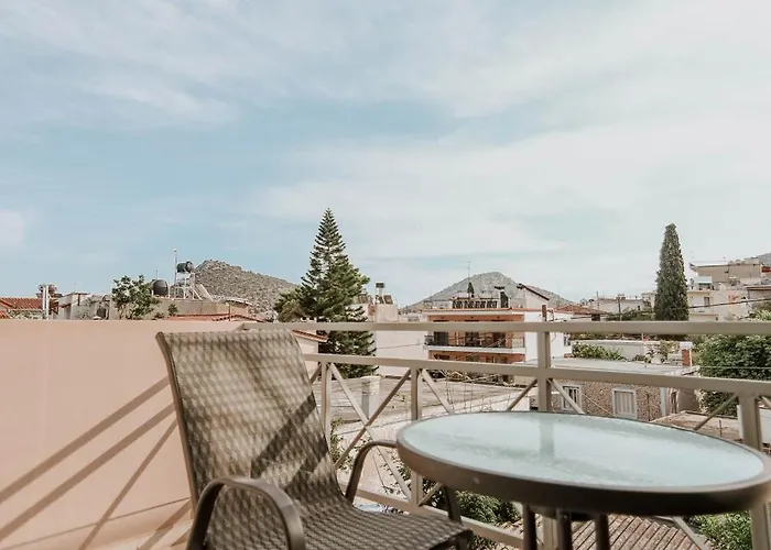 Cozy Peach Nest Tolón