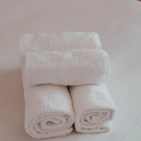 Cozy Peach Nest アパート トロン