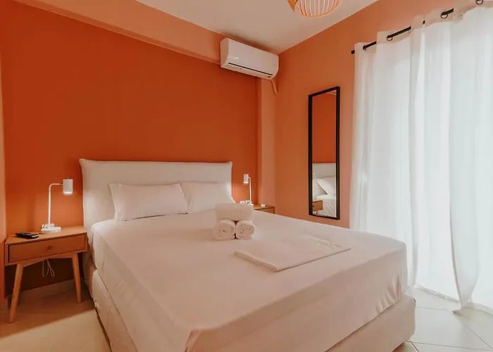Cozy Peach Nest *